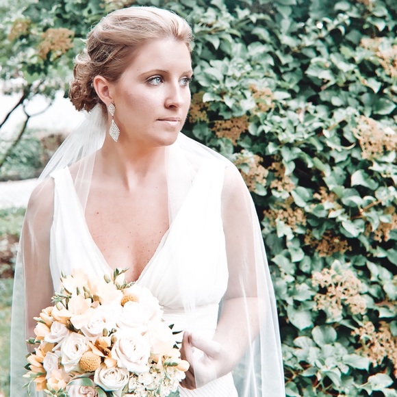 Meet your Posher, Amy - Picture 1 of 1